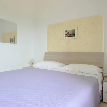 Mariolu 1 Apartment *
